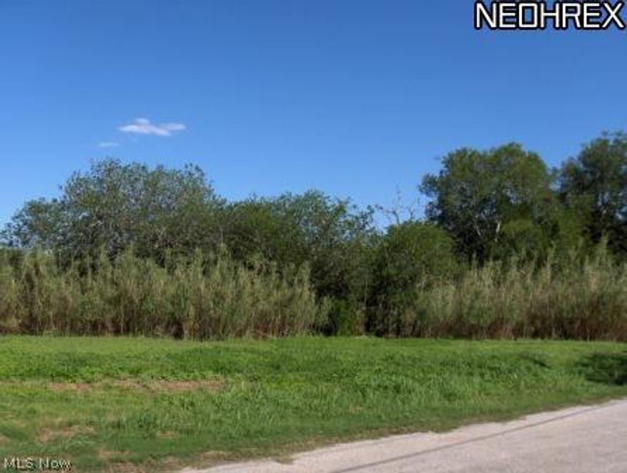 Over Half Acre Lot with Many Possibilities!  Great Location! Zoned (B-2) Residential, Duplex, 4-PLEX, Professional Office, Storage, ect... Call Now!