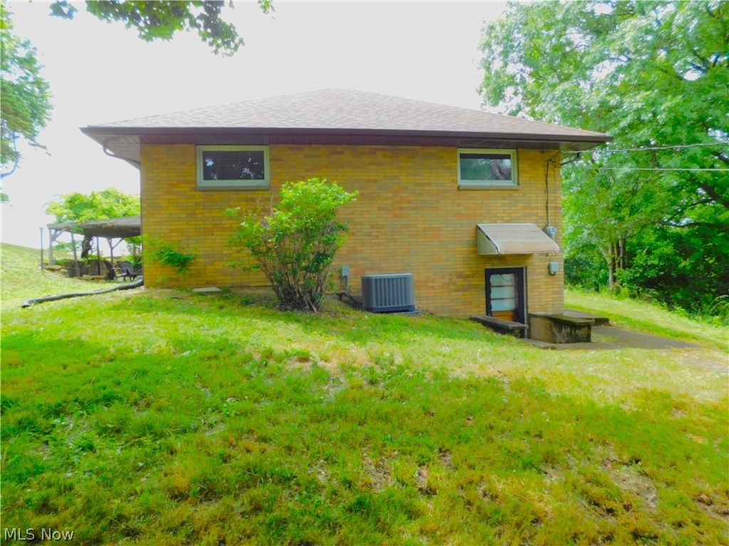 Photo of 69857 Vernon Road, Martins Ferry, OH 43935 (MLS # 5218890)