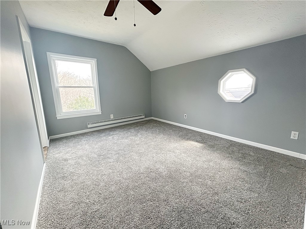 14086 E Center Street, Burton, Ohio image 18