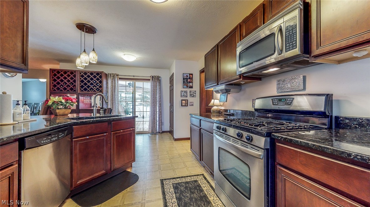 Meadows/Mogadore - Residential