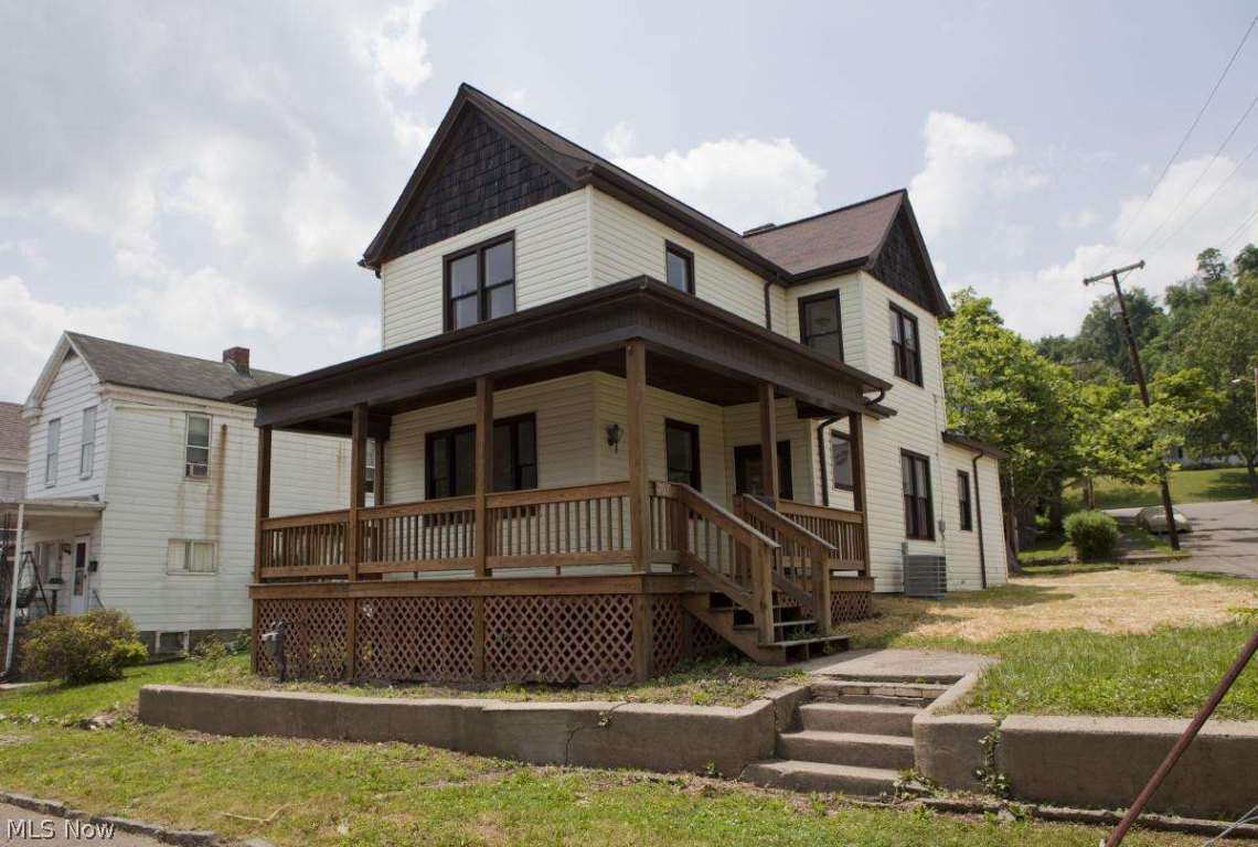 Completely remodeled from top to bottom. Brand new Kitchen and Baths, carpet and flooring. New furnace. Fresh paint throughout. Great corner lot, conveniently located just seconds from the schools and shopping. Shows like a model home. Sparkling clean