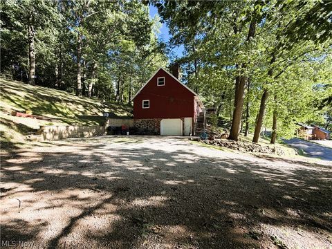Tiny photo for 821 Lynnwood Drive, Minerva, OH 44657 (MLS # 5221800)