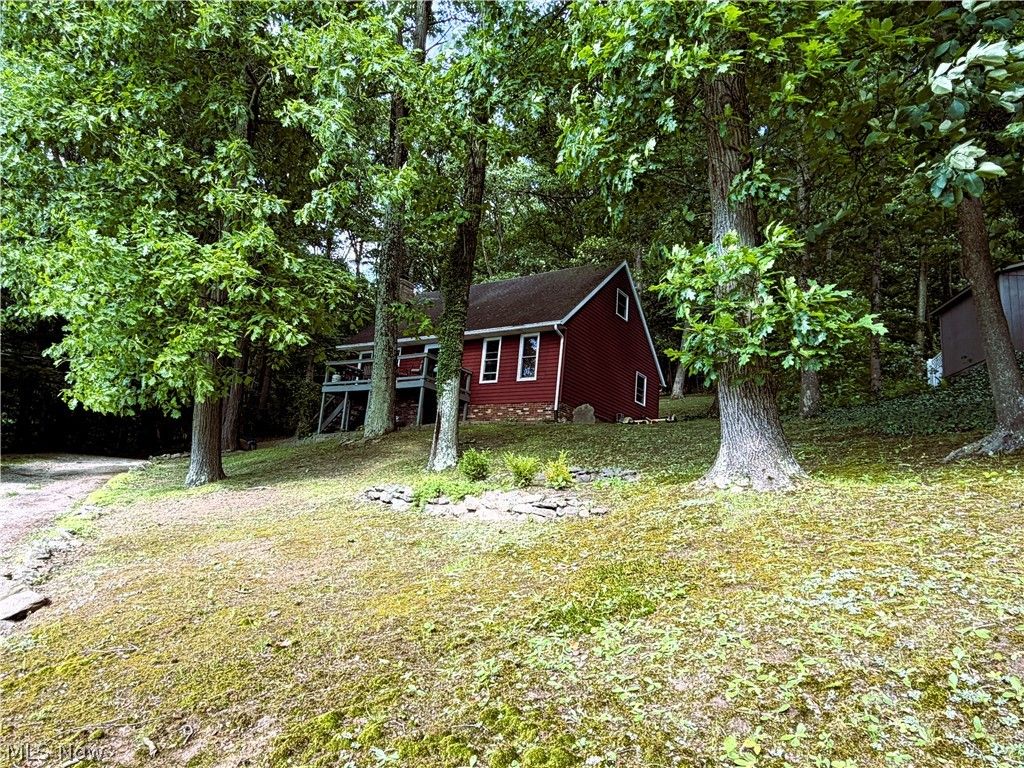 Photo of 821 Lynnwood Drive, Minerva, OH 44657 (MLS # 5221800)