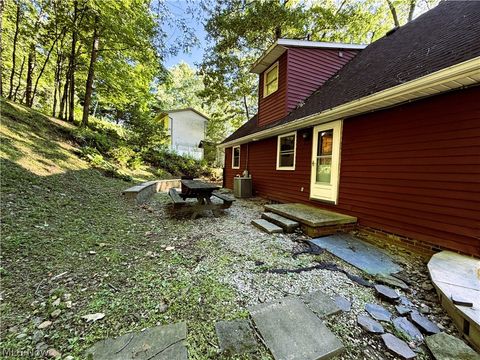Tiny photo for 821 Lynnwood Drive, Minerva, OH 44657 (MLS # 5221800)