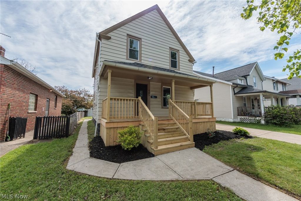 Photo of 3569 W 136th Street, Cleveland, OH 44111 (MLS # 5207897)