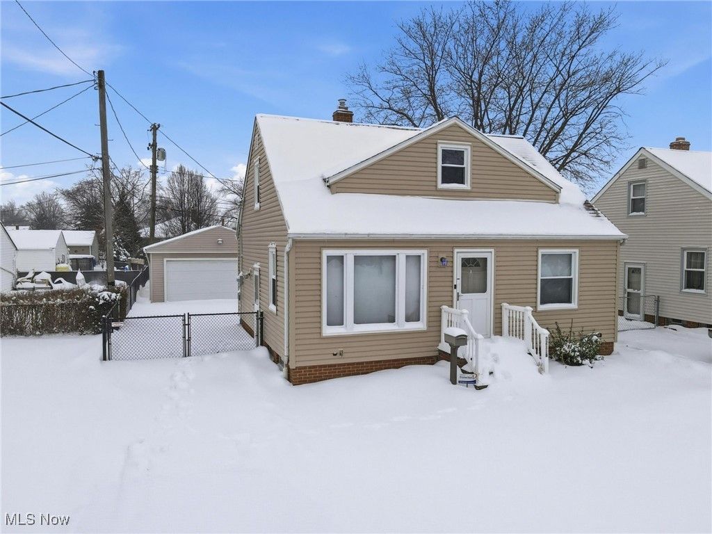 Photo of 32118 Pendley Road, Willowick, OH 44095 (MLS # 5184254)