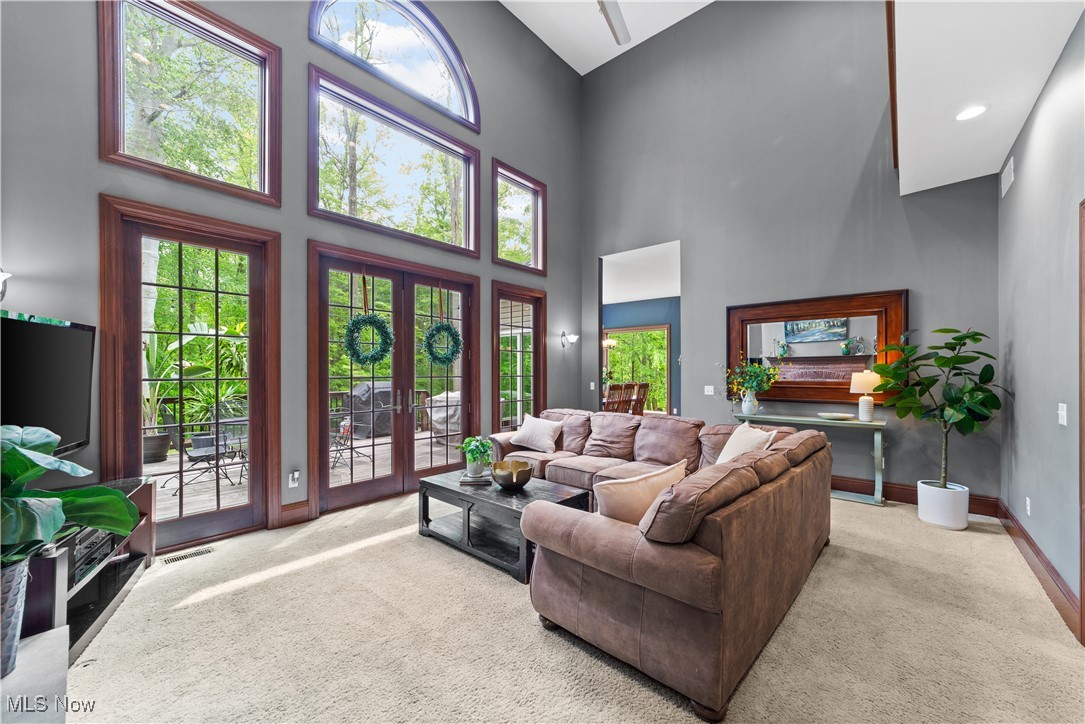 11665 Ascot Lane, Chagrin Falls, Ohio image 4