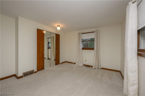 Tiny photo for 916 Buena Vista St, Canton, OH 44714 (MLS # 5203432)