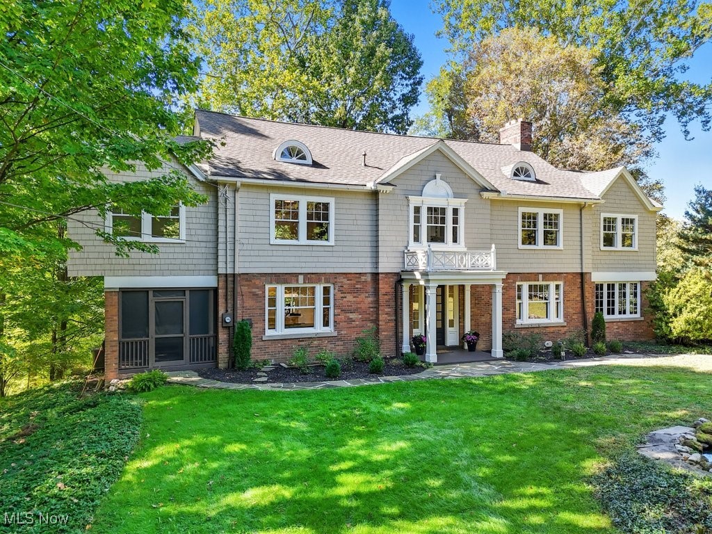 Chagrin Falls, Ohio 44023, United States, 5 Bedrooms Bedrooms, ,5 BathroomsBathrooms,Residential,Contingent,221251