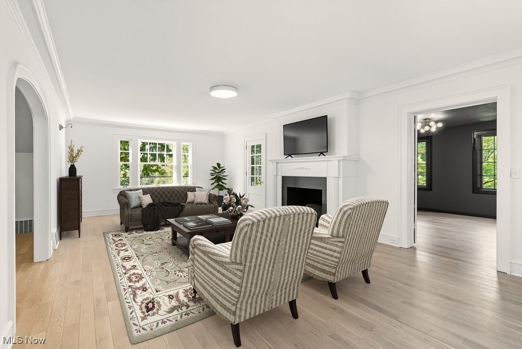 Chagrin Falls, Ohio 44023, United States, 5 Bedrooms Bedrooms, ,5 BathroomsBathrooms,Residential,Contingent,221251