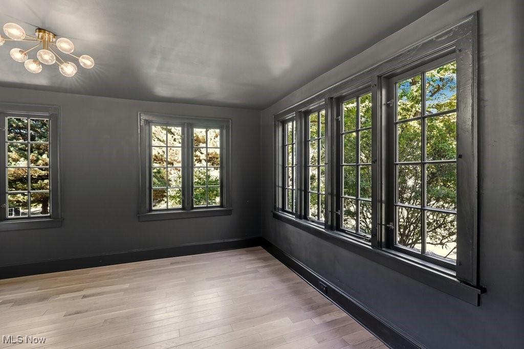 Chagrin Falls, Ohio 44023, United States, 5 Bedrooms Bedrooms, ,5 BathroomsBathrooms,Residential,Contingent,221251