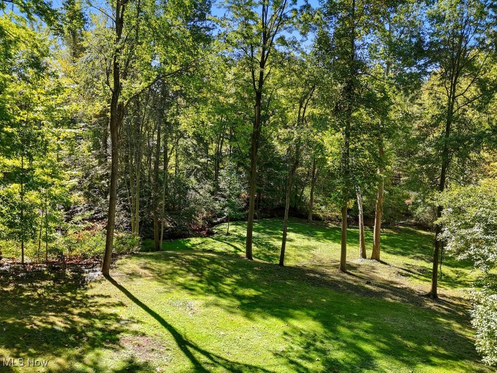 Chagrin Falls, Ohio 44023, United States, 5 Bedrooms Bedrooms, ,5 BathroomsBathrooms,Residential,Contingent,221251