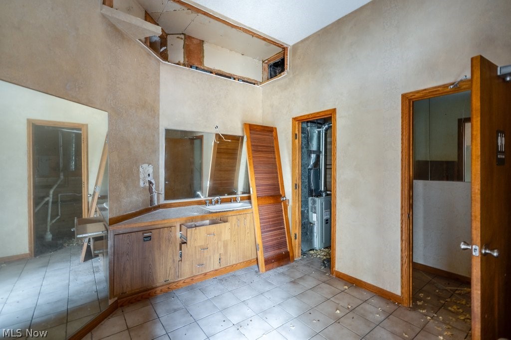 Royalton Sec 18 - Commercial Sale