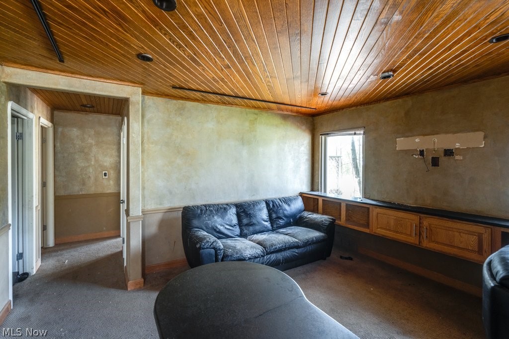 Royalton Sec 18 - Commercial Sale