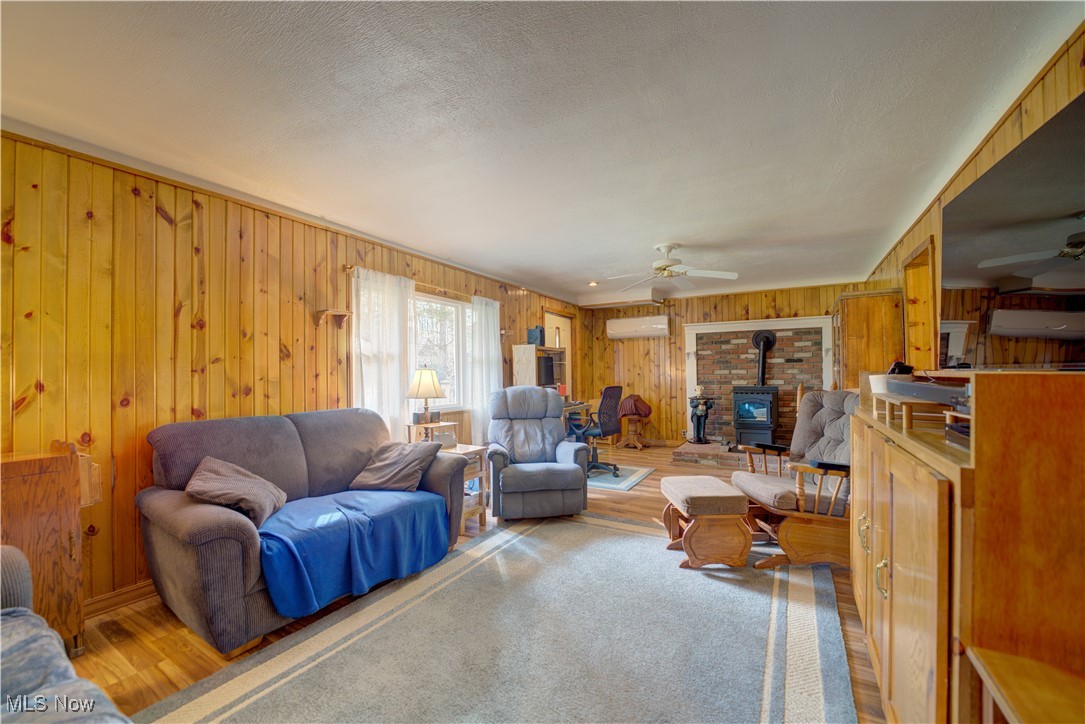 14460 Bass Lake Road, Newbury, Ohio image 2