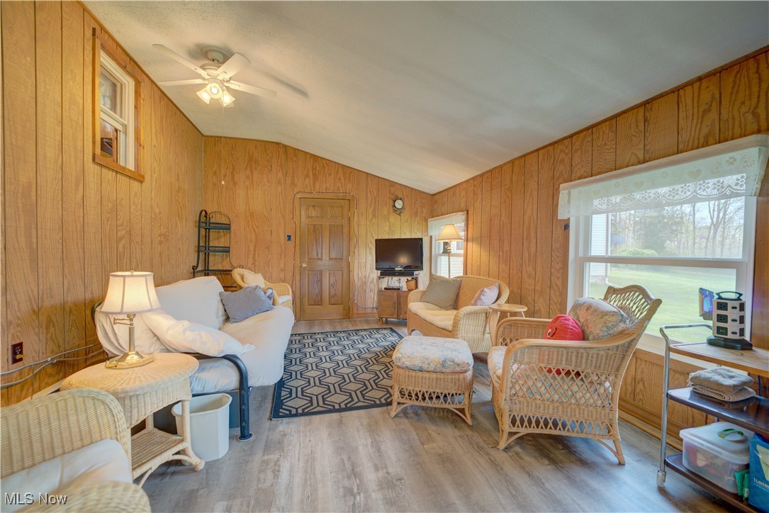 14460 Bass Lake Road, Newbury, Ohio image 13