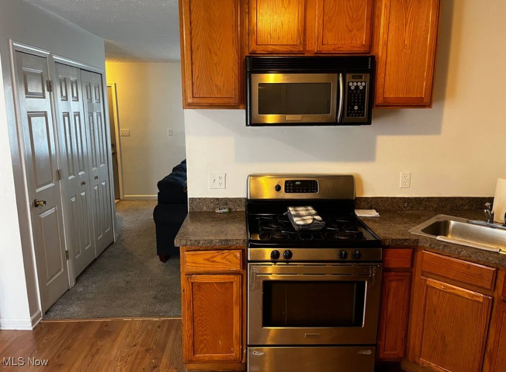 Hill Place - Residential