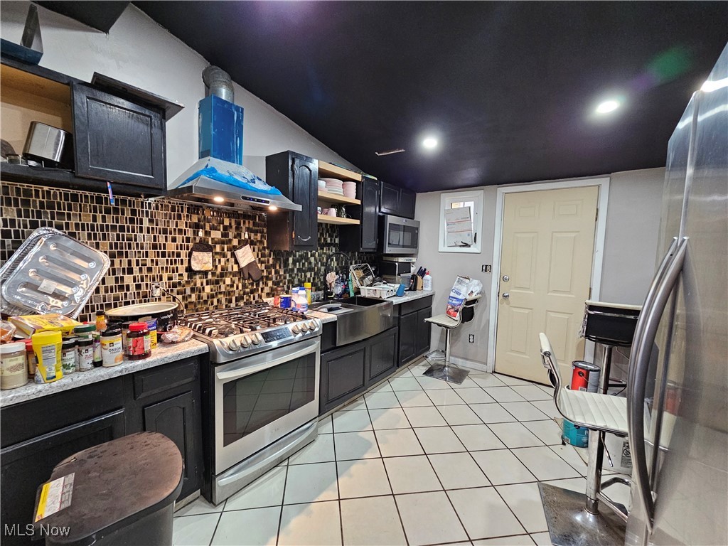 507 Oak Circle, Warren, Ohio image 3