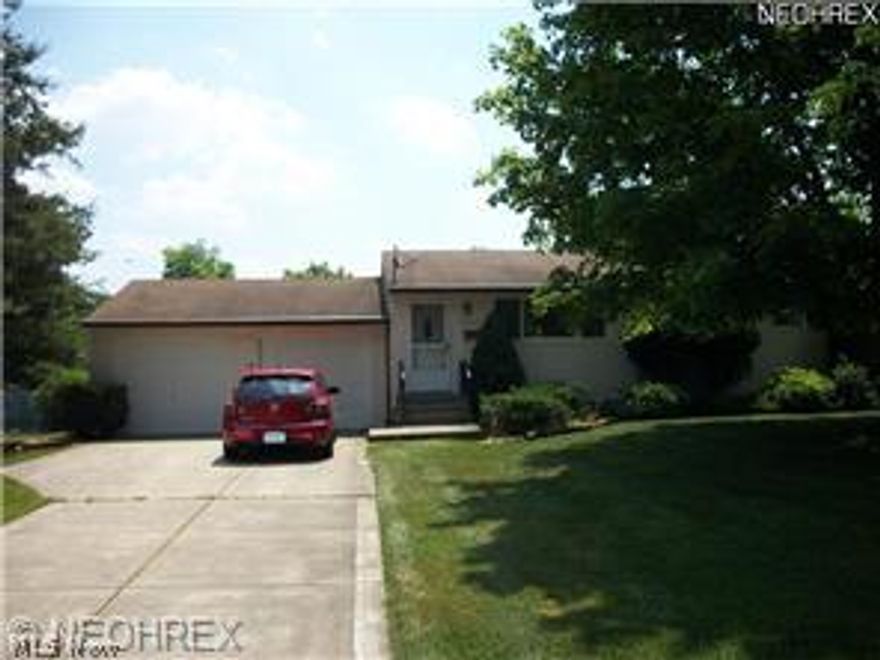Great condo alternative! Terrific ranch home with hardwood floors; all appliances.