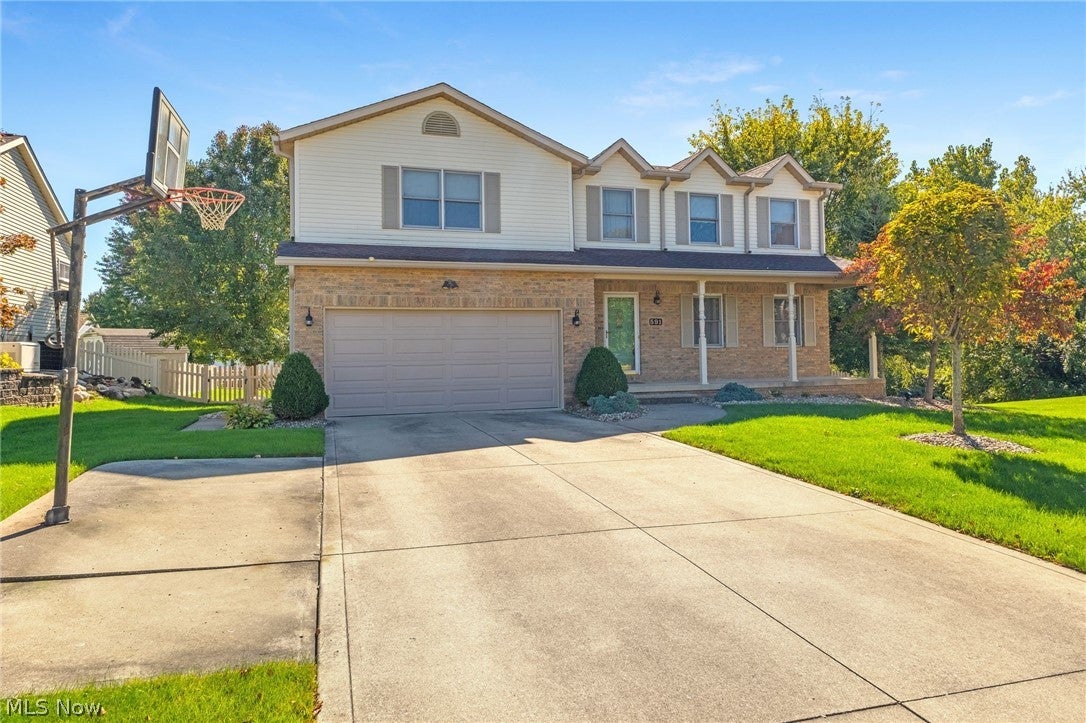 591 Breiton Circle