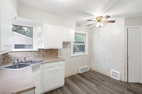 Tiny photo for 742 Northfield Road, Bedford, OH 44146 (MLS # 5252777)