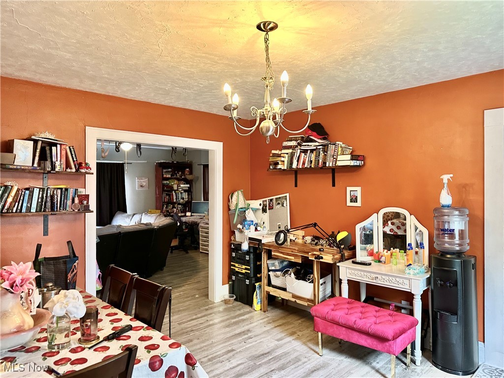 Garrettsville, Ohio 44231, United States, 7 Bedrooms Bedrooms, ,3 BathroomsBathrooms,Residential,Active,157359