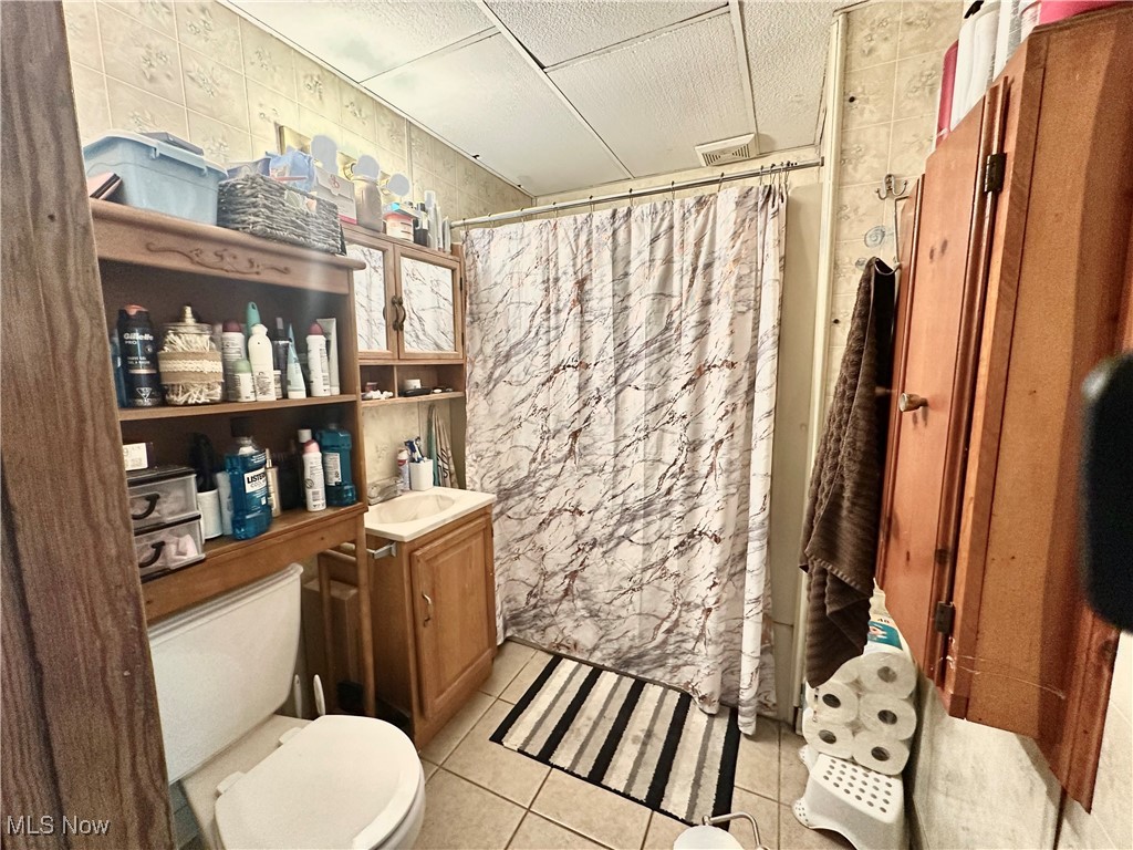 Garrettsville, Ohio 44231, United States, 7 Bedrooms Bedrooms, ,3 BathroomsBathrooms,Residential,Active,157359