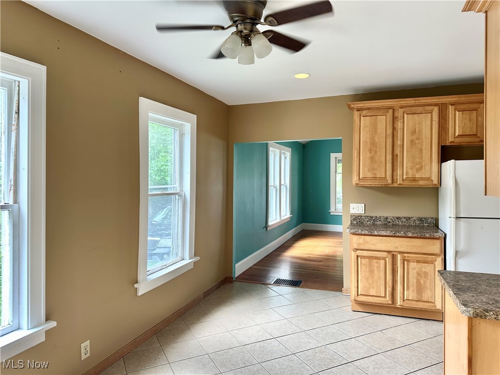 Garrettsville, Ohio 44231, United States, 7 Bedrooms Bedrooms, ,3 BathroomsBathrooms,Residential,Active,157359