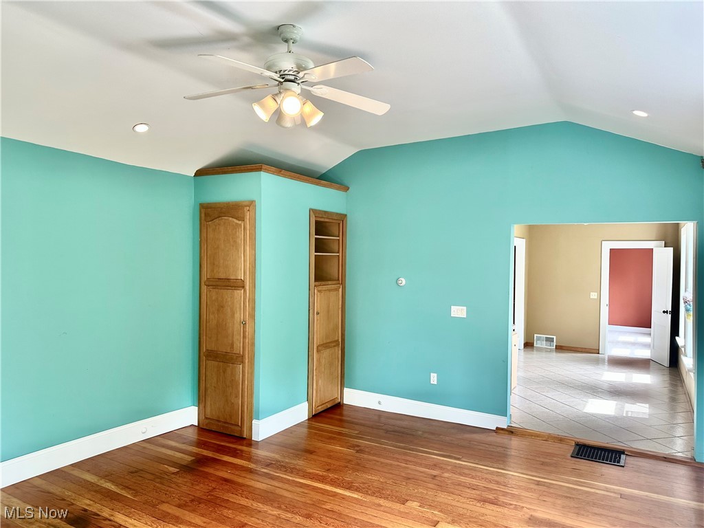 Garrettsville, Ohio 44231, United States, 7 Bedrooms Bedrooms, ,3 BathroomsBathrooms,Residential,Active,157359