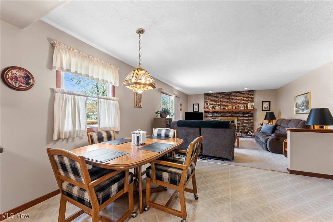 537 Ezmor Lane, Wickliffe, Ohio image 14