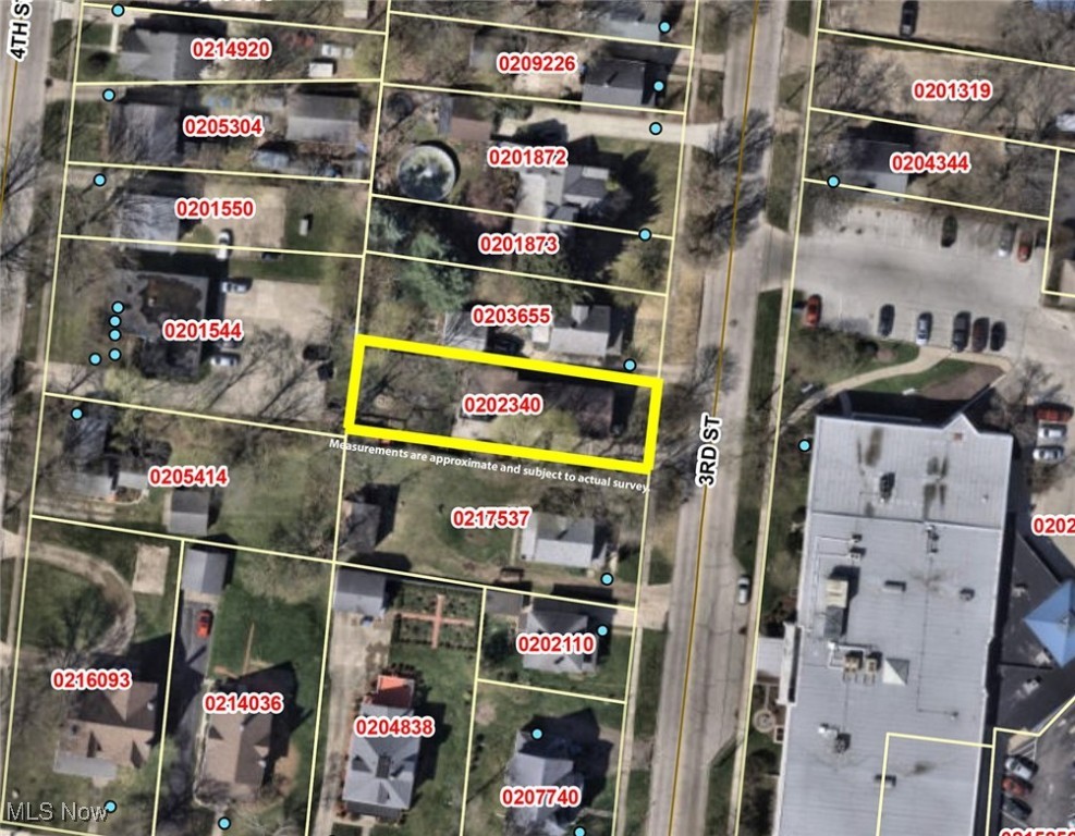 2032 3rd Street