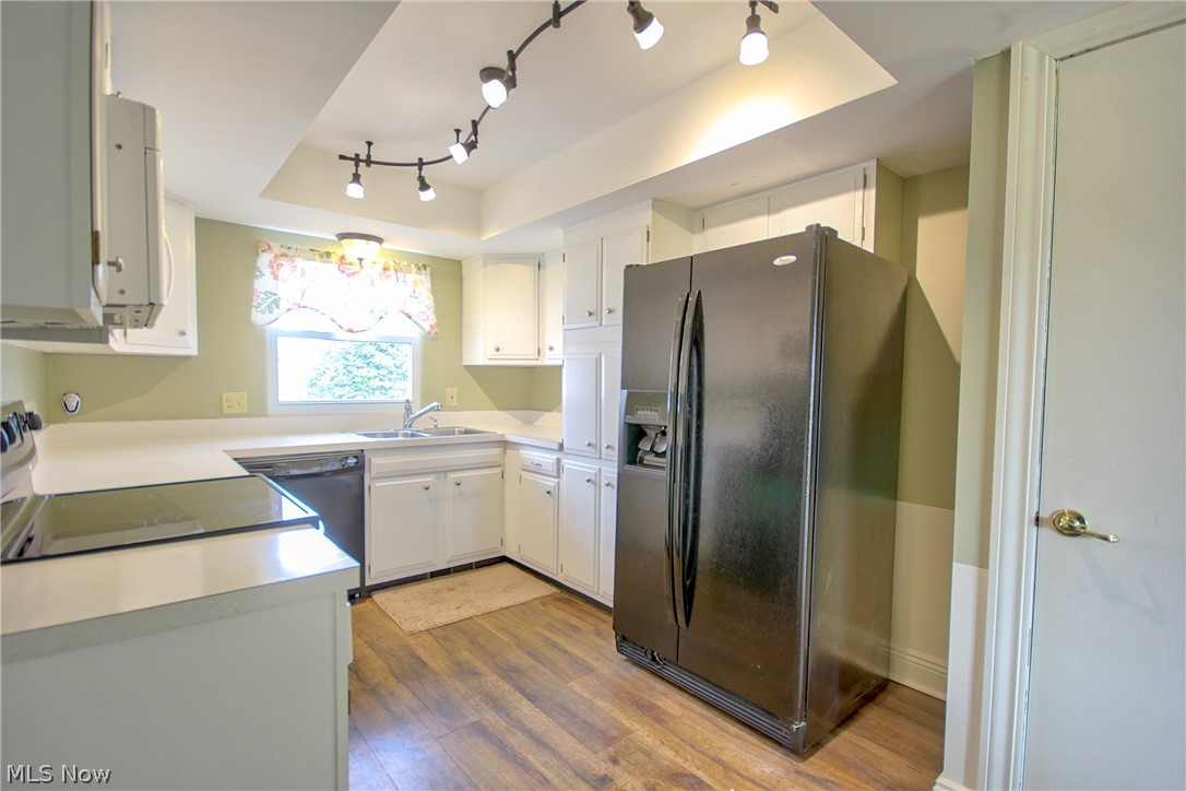 Country Club Twnhs North Condo - Residential