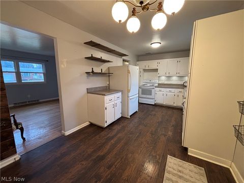 Tiny photo for 945 Adams Avenue, Salem, OH 44460 (MLS # 5188098)