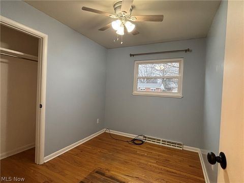 Tiny photo for 945 Adams Avenue, Salem, OH 44460 (MLS # 5188098)