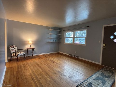 Tiny photo for 945 Adams Avenue, Salem, OH 44460 (MLS # 5188098)