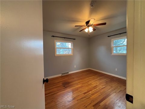 Tiny photo for 945 Adams Avenue, Salem, OH 44460 (MLS # 5188098)