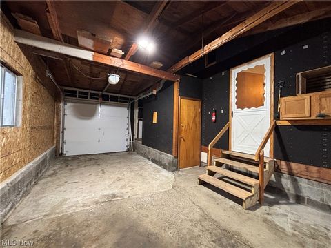 Tiny photo for 945 Adams Avenue, Salem, OH 44460 (MLS # 5188098)