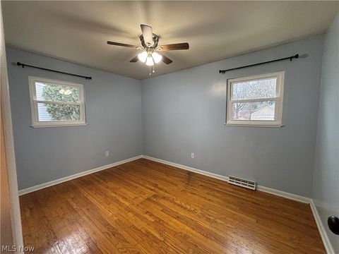Tiny photo for 945 Adams Avenue, Salem, OH 44460 (MLS # 5188098)