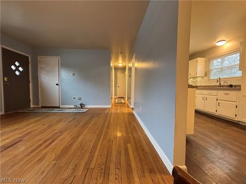 Tiny photo for 945 Adams Avenue, Salem, OH 44460 (MLS # 5188098)