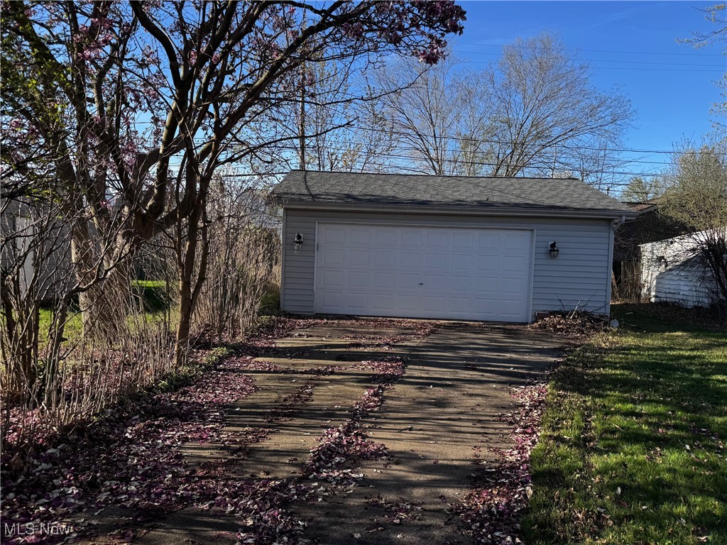 6907 Alber Avenue, Parma, Ohio image 2
