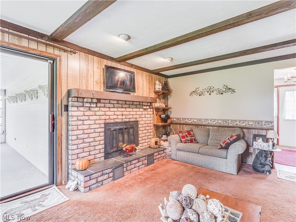 Williamsburg Village Estates - Residential