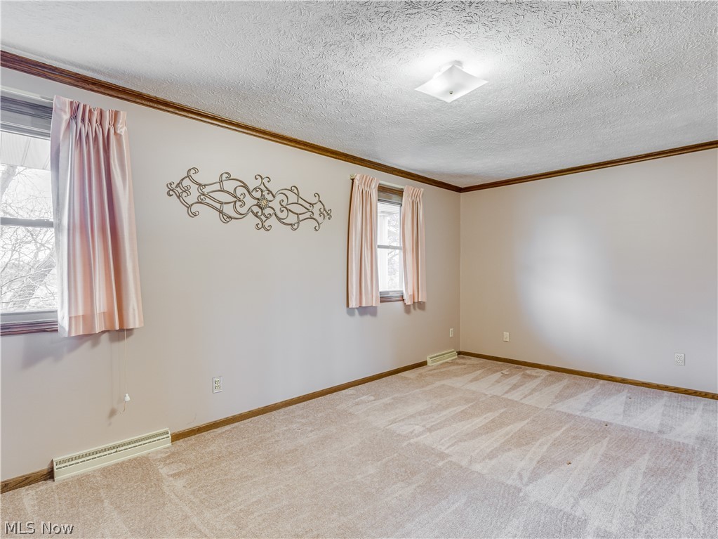 Williamsburg Village Estates - Residential