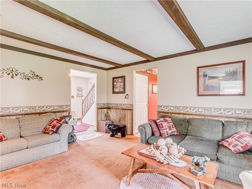 Williamsburg Village Estates - Residential