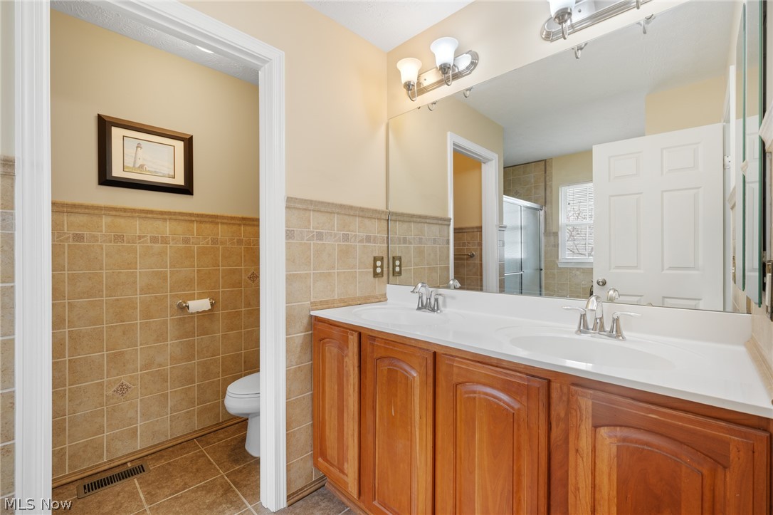 Villas/Worthington Ph 01 - Residential