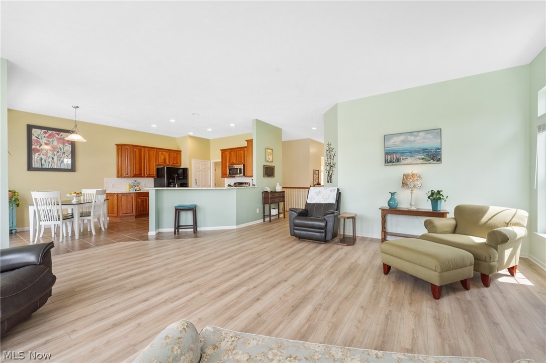 Villas/Worthington Ph 01 - Residential