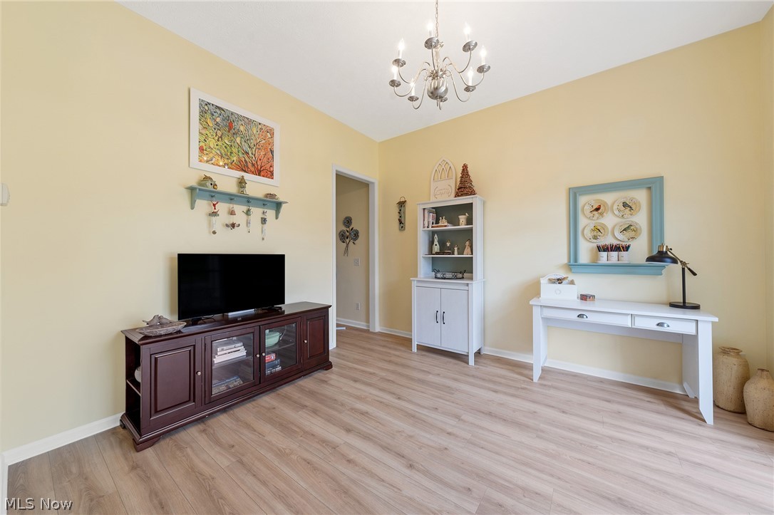 Villas/Worthington Ph 01 - Residential