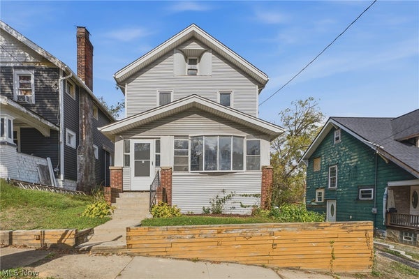 671 RUSSELL AVE, AKRON, OH 44307 - Image a3c2e330698e11b4fce38dbfd0522d8f/1236883875