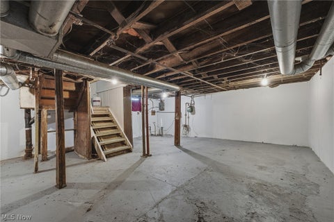 Tiny photo for 671 Russell Avenue, Akron, OH 44307 (MLS # 5254713)