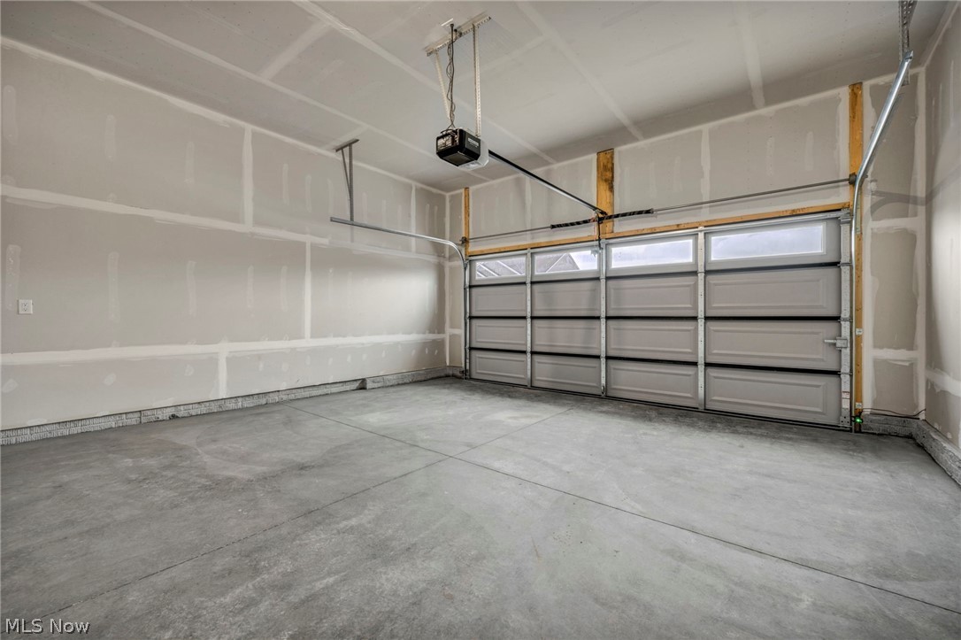 Spring Hill Villas - Residential