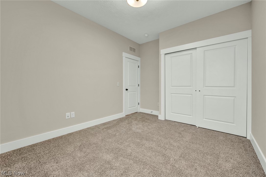 Spring Hill Villas - Residential